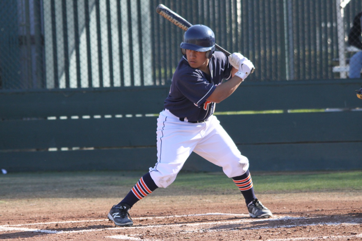 Baseball improve to 2-0 after Bakersfield Tournament