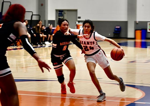 Giants roll past Reedley, move closer to CVC women's basketball title